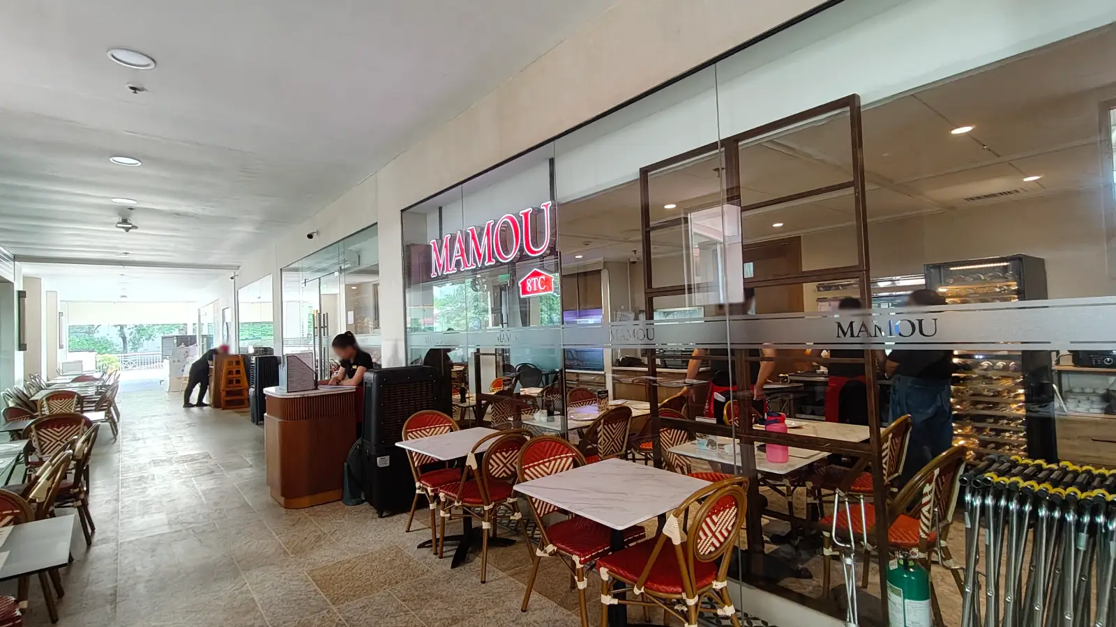 MAMOU in Alabang Town Center